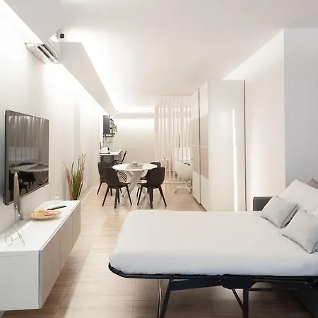 Centro Loft Open Space Titan's Lair Apartment Rimini